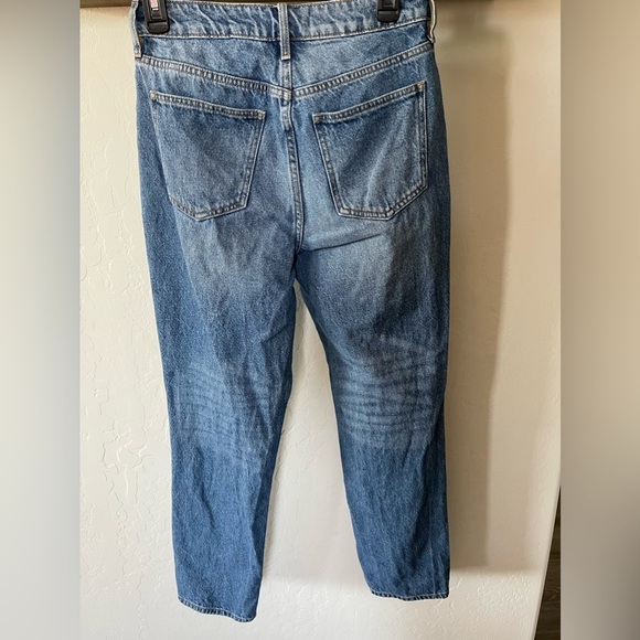 Pacsun| Mom Jean, Rigid/Structured Wash, High Waisted—Size 26••• - Picture 4 of 11